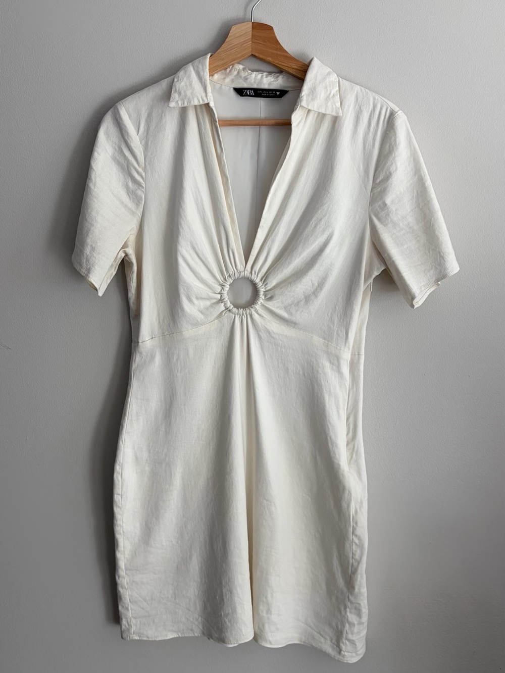 Zara White Ring-Detail Short Sleeve Dress